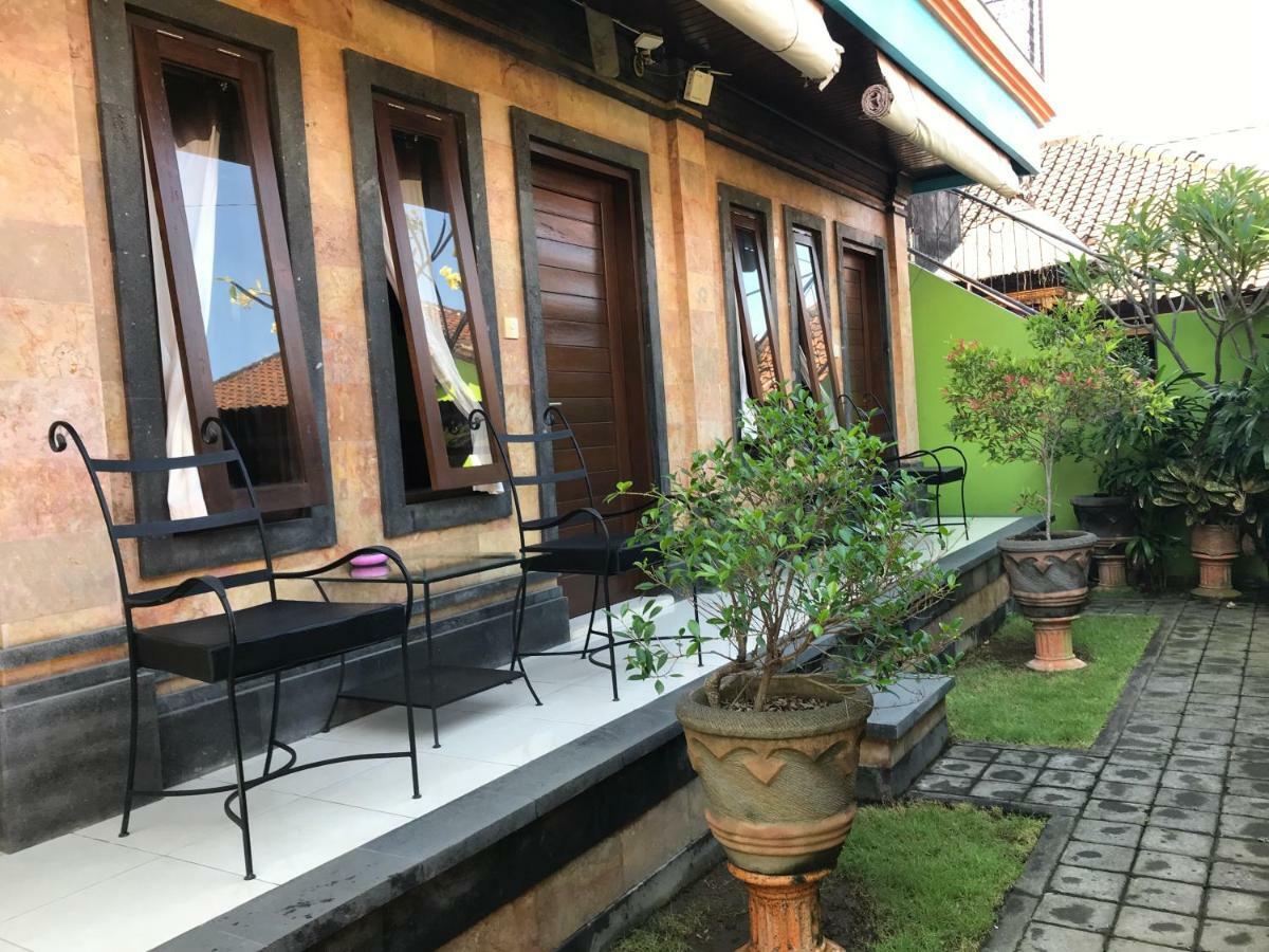 Tegal Homestay Sanur Esterno foto